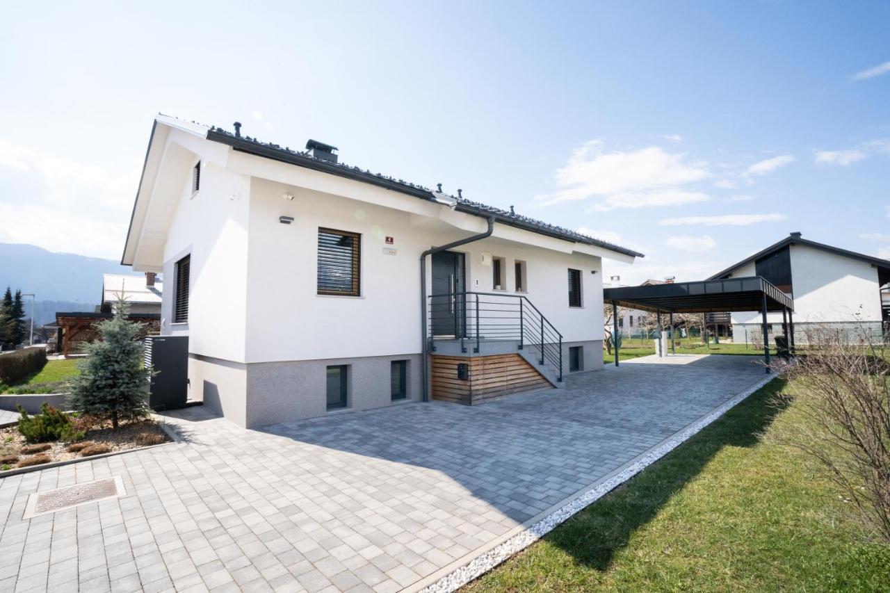 Home Away From Home Radovljica Luaran gambar